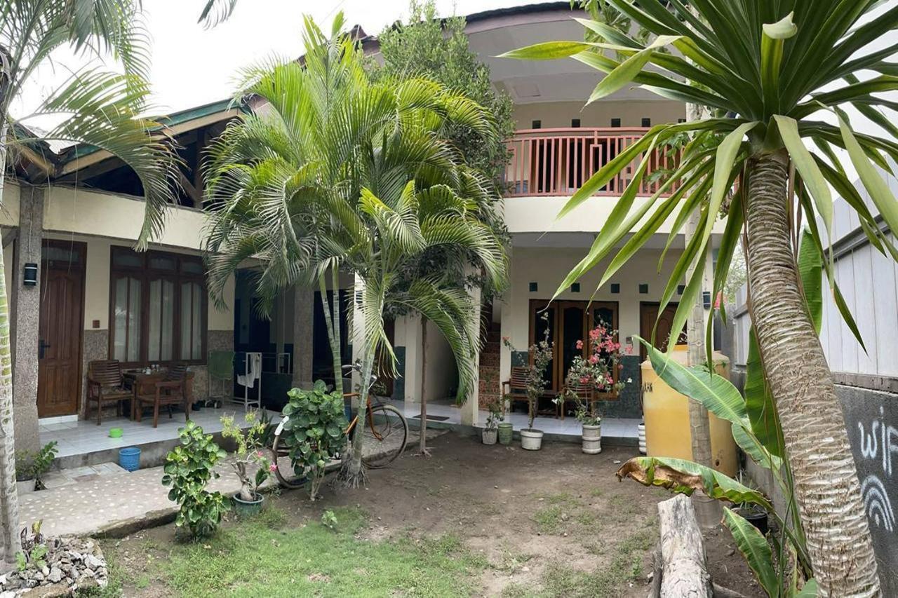 Sagita Bungalow Gili Trawangan Exterior photo
